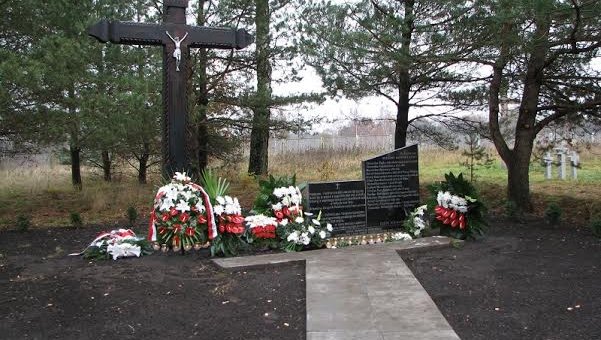 Pomnik jeńców wojennych w Macikach