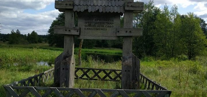 Pomnik w miejscu bitwy powstania styczniowego w Puszczy Rudnickiej