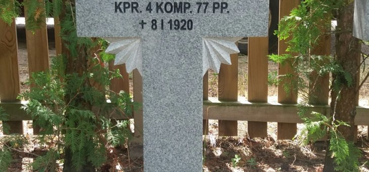 Grób żołnierza WP Tymoteusza Suginowa w Oranach