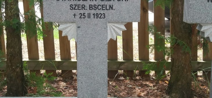 Grób żołnierza WP Stanisława Giżyckiego w Oranach